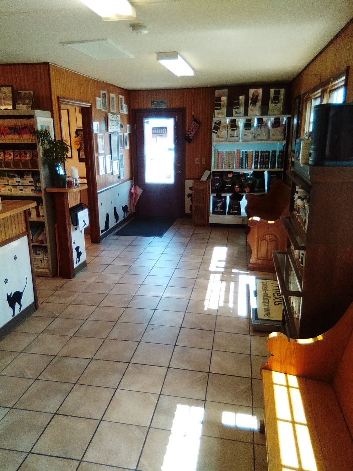 Reception Area Animal Health Care Center Arcola, IL